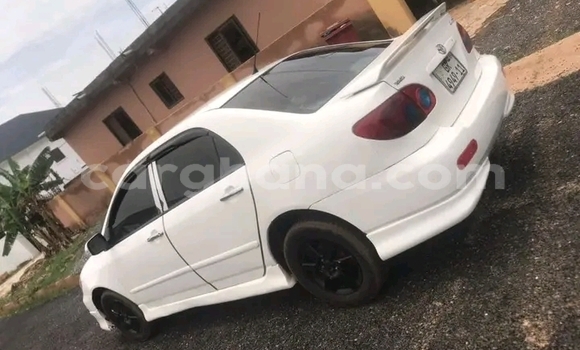 Sayi Na hannu Toyota Corolla White Mota in Accra a Greater Accra Sayi Na hannu Toyota Corolla White Mota in Accra a Greater Accra