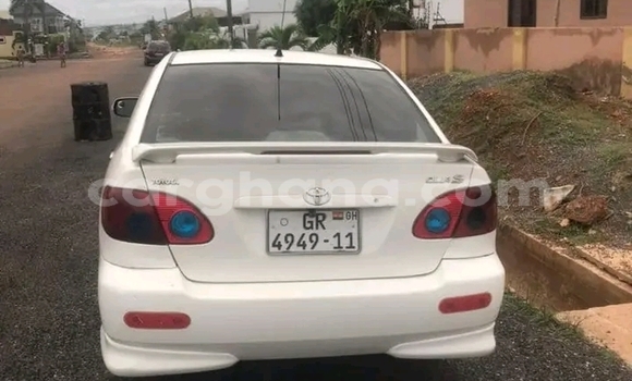 Sayi Na hannu Toyota Corolla White Mota in Accra a Greater Accra Sayi Na hannu Toyota Corolla White Mota in Accra a Greater Accra
