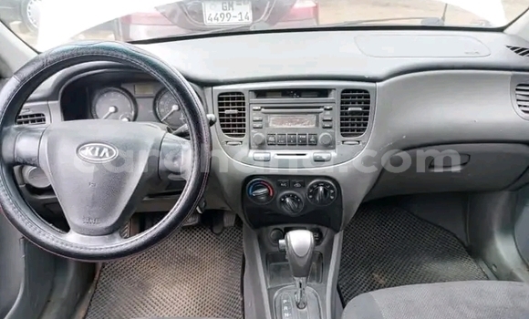 Sayi Na hannu Kia Rio White Mota in Accra a Greater Accra Sayi Na hannu Kia Rio White Mota in Accra a Greater Accra