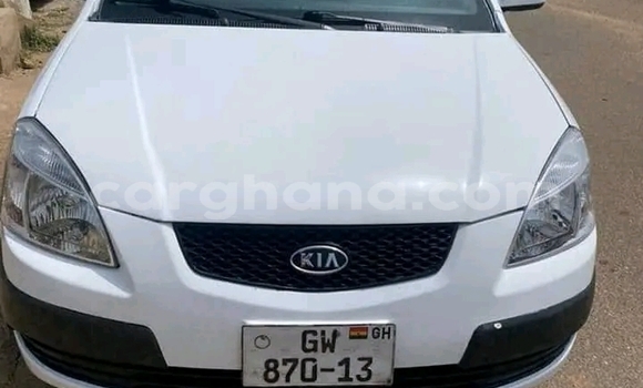 Sayi Na hannu Kia Rio White Mota in Accra a Greater Accra Sayi Na hannu Kia Rio White Mota in Accra a Greater Accra