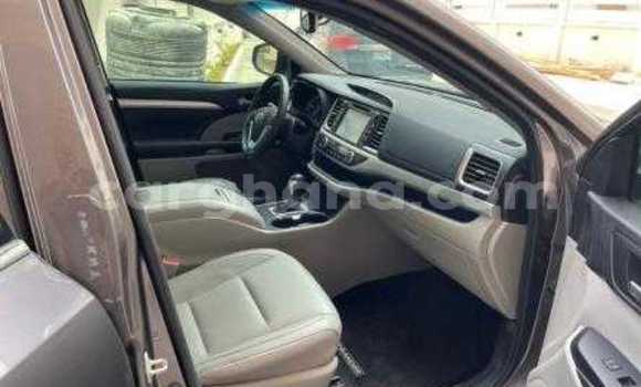 Buy Used Toyota Highlander Other Car in Accra in Greater Accra Buy Used Toyota Highlander Other Car in Accra in Greater Accra