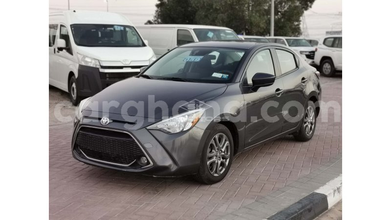 Big with watermark toyota yaris ashanti import dubai 45451