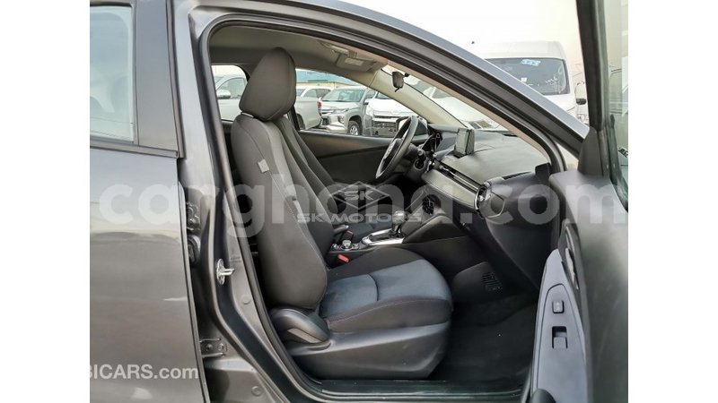 Big with watermark toyota yaris ashanti import dubai 45451