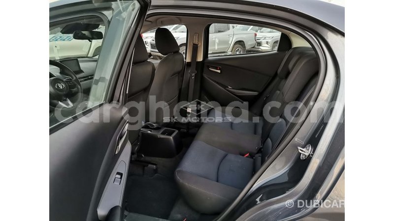 Big with watermark toyota yaris ashanti import dubai 45451