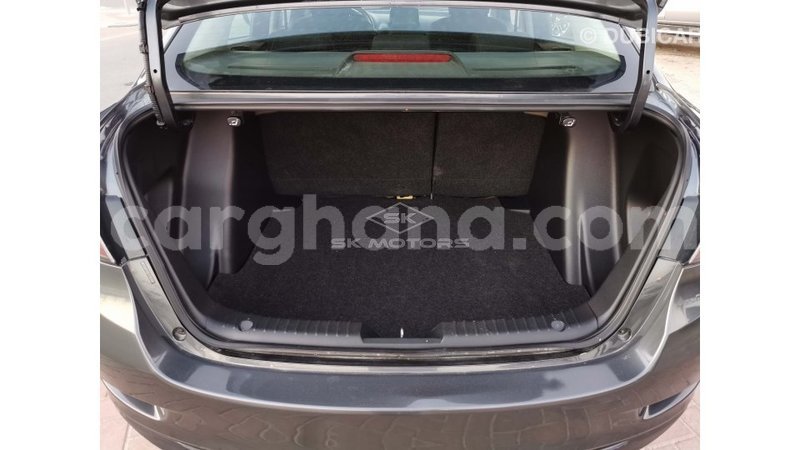 Big with watermark toyota yaris ashanti import dubai 45451