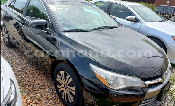 Ra Àlòkù Toyota Camry Black Ọkọ̀ in Accra ni Greater Accra