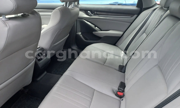 Ra Àlòkù Honda Accord Black Ọkọ̀ in Accra ni Greater Accra Ra Àlòkù Honda Accord Black Ọkọ̀ in Accra ni Greater Accra
