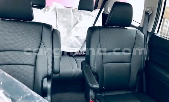 Buy Used Honda Pilot White Car in Accra in Greater Accra Buy Used Honda Pilot White Car in Accra in Greater Accra