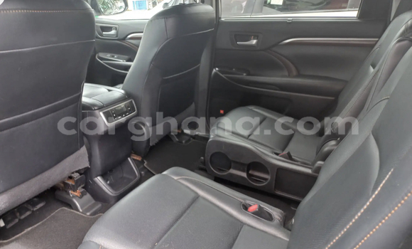 Buy Used Toyota Highlander Other Car in Accra in Greater Accra Buy Used Toyota Highlander Other Car in Accra in Greater Accra