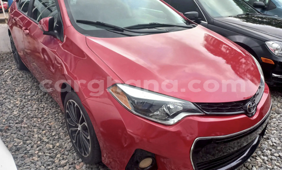 Sayi Na hannu Toyota Corolla Red Mota in Accra a Greater Accra