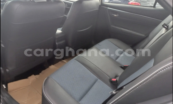 Sayi Na hannu Toyota Corolla Azurfa Mota in Accra a Greater Accra Sayi Na hannu Toyota Corolla Azurfa Mota in Accra a Greater Accra