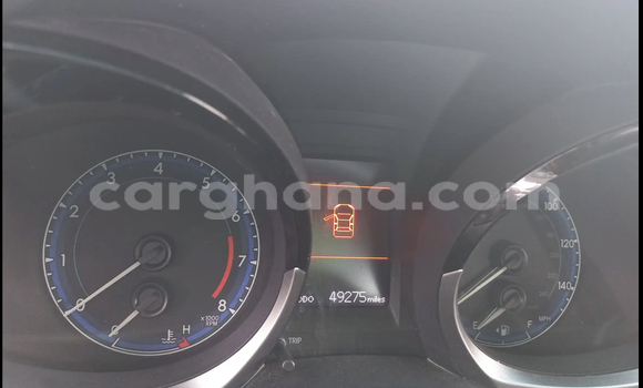 Sayi Na hannu Toyota Corolla Azurfa Mota in Accra a Greater Accra Sayi Na hannu Toyota Corolla Azurfa Mota in Accra a Greater Accra