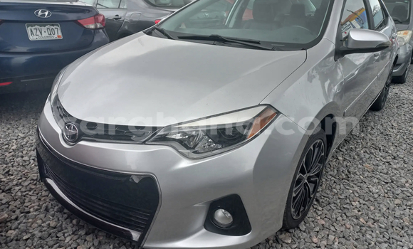 Sayi Na hannu Toyota Corolla Azurfa Mota in Accra a Greater Accra Sayi Na hannu Toyota Corolla Azurfa Mota in Accra a Greater Accra