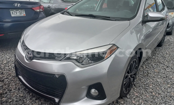 Sayi Na hannu Toyota Corolla Azurfa Mota in Accra a Greater Accra Sayi Na hannu Toyota Corolla Azurfa Mota in Accra a Greater Accra