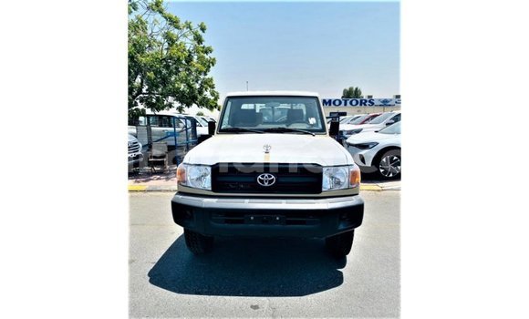 Buy Import Toyota Land Cruiser Beige Car in Import - Dubai in Ashanti