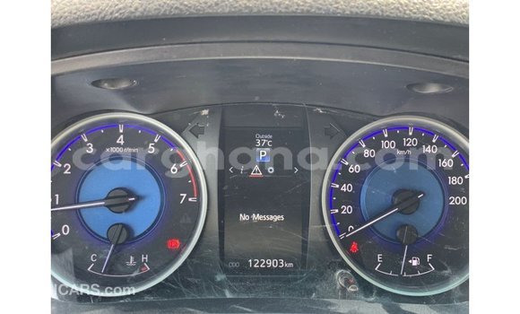 Buy Import Toyota Hilux White Car in Import - Dubai in Ashanti Buy Import Toyota Hilux White Car in Import - Dubai in Ashanti