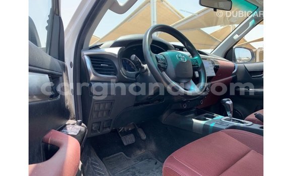 Buy Import Toyota Hilux White Car in Import - Dubai in Ashanti Buy Import Toyota Hilux White Car in Import - Dubai in Ashanti