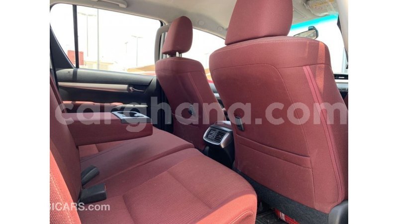 Big with watermark toyota hilux ashanti import dubai 45513