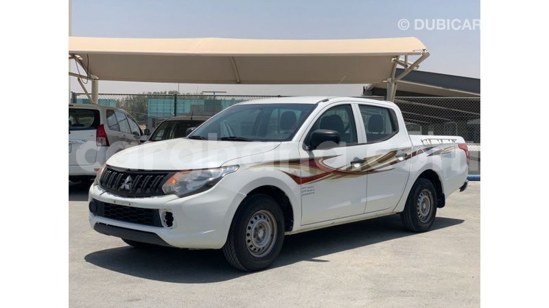 Big with watermark mitsubishi l200 ashanti import dubai 45516