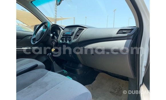 Ra Imported Mitsubishi L200 funfun Ọkọ̀ in Import - Dubai ni Ashanti Ra Imported Mitsubishi L200 funfun Ọkọ̀ in Import - Dubai ni Ashanti