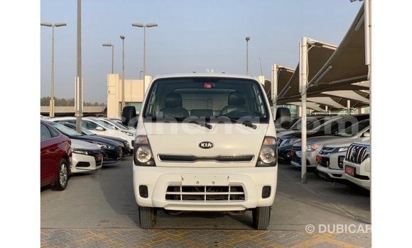 Ra Imported Kia Rio funfun Ọkọ̀ in Import - Dubai ni Ashanti Ra Imported Kia Rio funfun Ọkọ̀ in Import - Dubai ni Ashanti