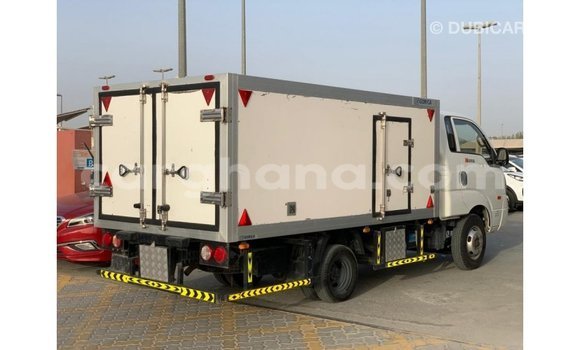 Ra Imported Kia Rio funfun Ọkọ̀ in Import - Dubai ni Ashanti Ra Imported Kia Rio funfun Ọkọ̀ in Import - Dubai ni Ashanti