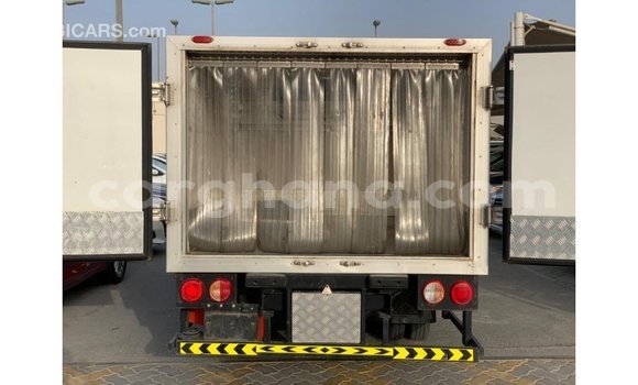 Ra Imported Kia Rio funfun Ọkọ̀ in Import - Dubai ni Ashanti Ra Imported Kia Rio funfun Ọkọ̀ in Import - Dubai ni Ashanti