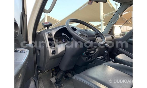 Ra Imported Kia Rio funfun Ọkọ̀ in Import - Dubai ni Ashanti Ra Imported Kia Rio funfun Ọkọ̀ in Import - Dubai ni Ashanti