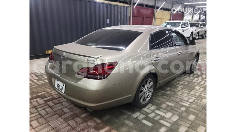 Big with watermark toyota avalon ashanti import dubai 45523