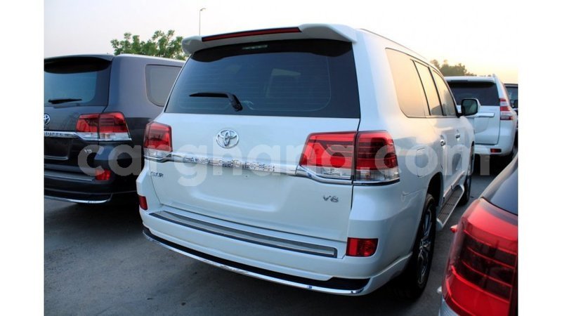 Big with watermark toyota land cruiser ashanti import dubai 45524