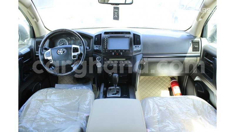 Big with watermark toyota land cruiser ashanti import dubai 45524