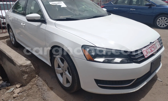 Buy Used Volkswagen Passat White Car in Accra in Greater Accra