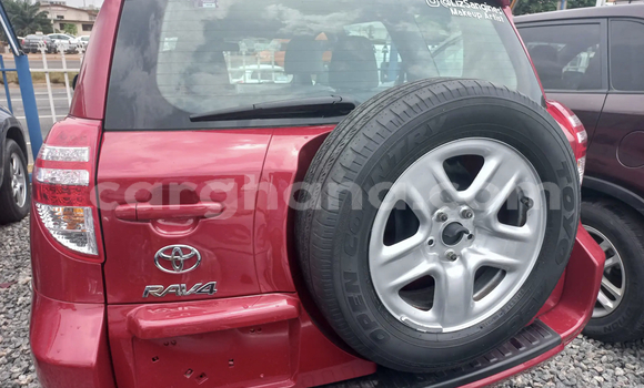 Sayi Na hannu Toyota RAV4 Red Mota in Accra a Greater Accra Sayi Na hannu Toyota RAV4 Red Mota in Accra a Greater Accra