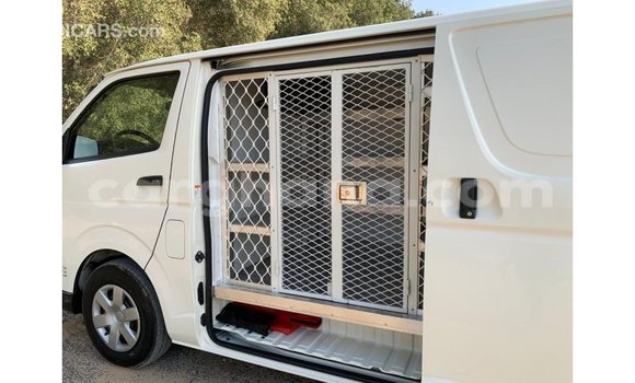 Buy Import Toyota Hiace White Car in Import - Dubai in Ashanti Buy Import Toyota Hiace White Car in Import - Dubai in Ashanti