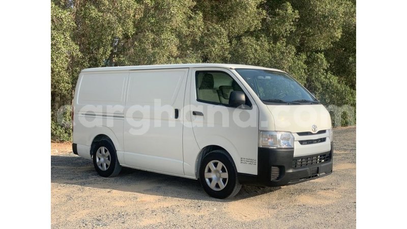 Big with watermark toyota hiace ashanti import dubai 45560