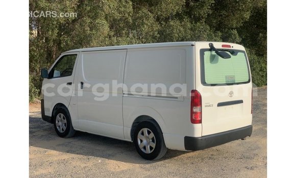 Sayi Imported Toyota Hiace White Mota in Import - Dubai a Ashanti Sayi Imported Toyota Hiace White Mota in Import - Dubai a Ashanti