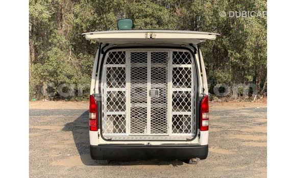 Sayi Imported Toyota Hiace White Mota in Import - Dubai a Ashanti Sayi Imported Toyota Hiace White Mota in Import - Dubai a Ashanti