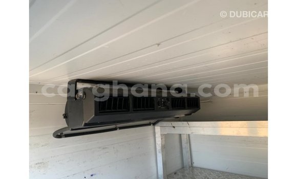 Sayi Imported Toyota Hiace White Mota in Import - Dubai a Ashanti Sayi Imported Toyota Hiace White Mota in Import - Dubai a Ashanti