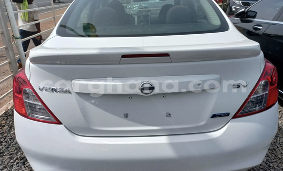 Sayi Na hannu Nissan Versa White Mota in Accra a Greater Accra Sayi Na hannu Nissan Versa White Mota in Accra a Greater Accra