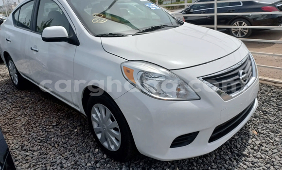 Sayi Na hannu Nissan Versa White Mota in Accra a Greater Accra Sayi Na hannu Nissan Versa White Mota in Accra a Greater Accra