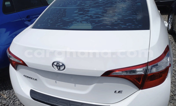 Buy Used Toyota Corolla White Car in Accra in Greater Accra Buy Used Toyota Corolla White Car in Accra in Greater Accra