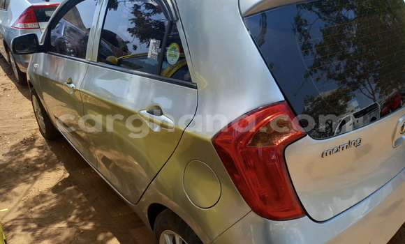 Sayi Na hannu Kia Morning Azurfa Mota in Accra a Greater Accra Sayi Na hannu Kia Morning Azurfa Mota in Accra a Greater Accra