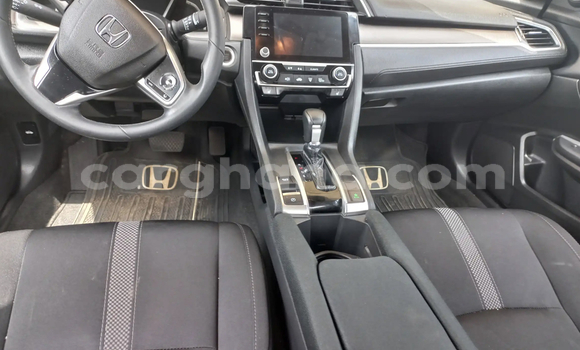 Sayi Na hannu Honda Civic Azurfa Mota in Accra a Greater Accra Sayi Na hannu Honda Civic Azurfa Mota in Accra a Greater Accra