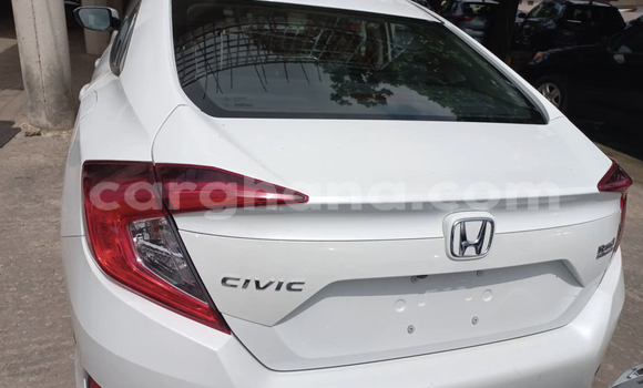 Sayi Na hannu Honda Civic Azurfa Mota in Accra a Greater Accra Sayi Na hannu Honda Civic Azurfa Mota in Accra a Greater Accra