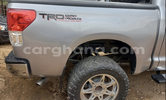 Ra Àlòkù Toyota Tundra Silver Ọkọ̀ in Accra ni Greater Accra Ra Àlòkù Toyota Tundra Silver Ọkọ̀ in Accra ni Greater Accra
