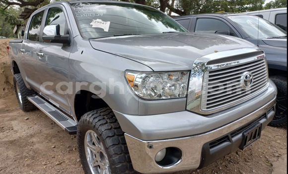 Ra Àlòkù Toyota Tundra Silver Ọkọ̀ in Accra ni Greater Accra Ra Àlòkù Toyota Tundra Silver Ọkọ̀ in Accra ni Greater Accra