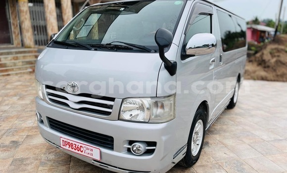 Buy Used Toyota Hiace Silver Car in Accra in Greater Accra Buy Used Toyota Hiace Silver Car in Accra in Greater Accra