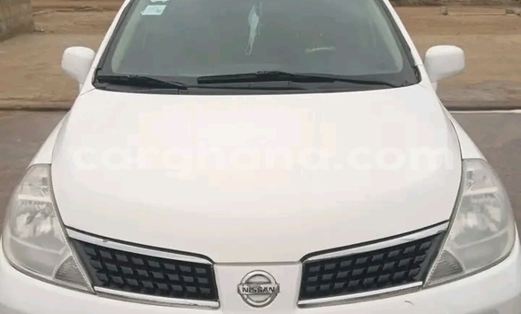 Sayi Na hannu Nissan Versa White Mota in Accra a Greater Accra Sayi Na hannu Nissan Versa White Mota in Accra a Greater Accra