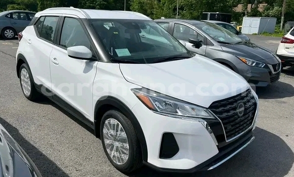 Buy Used Nissan Kix White Car in Accra in Greater Accra Buy Used Nissan Kix White Car in Accra in Greater Accra