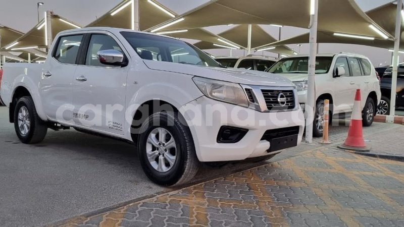 Big with watermark nissan navara ashanti import dubai 45623